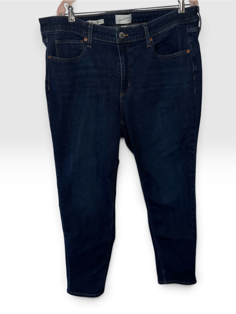 Universal Thread Women’s Dark Wash Skinny Stretch Jeans. Sz 18